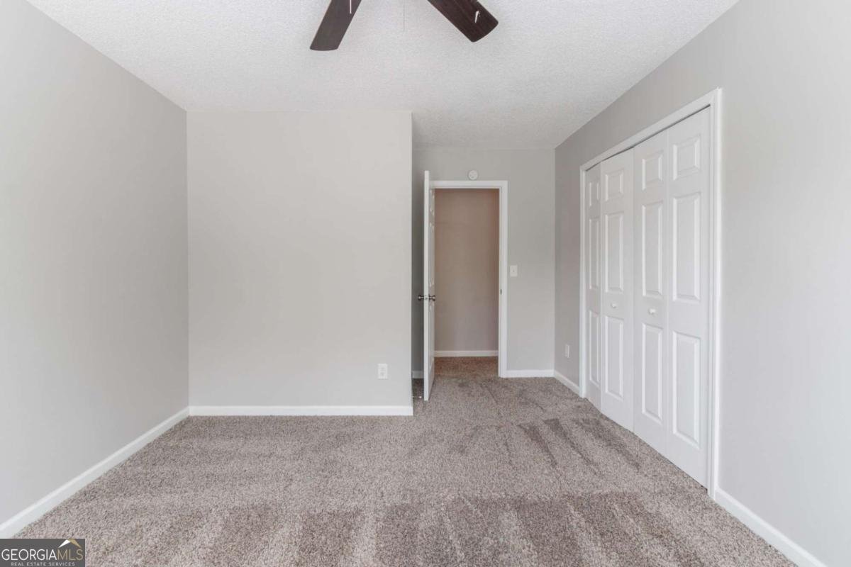 6757 Delaware Bend Fairburn - 30