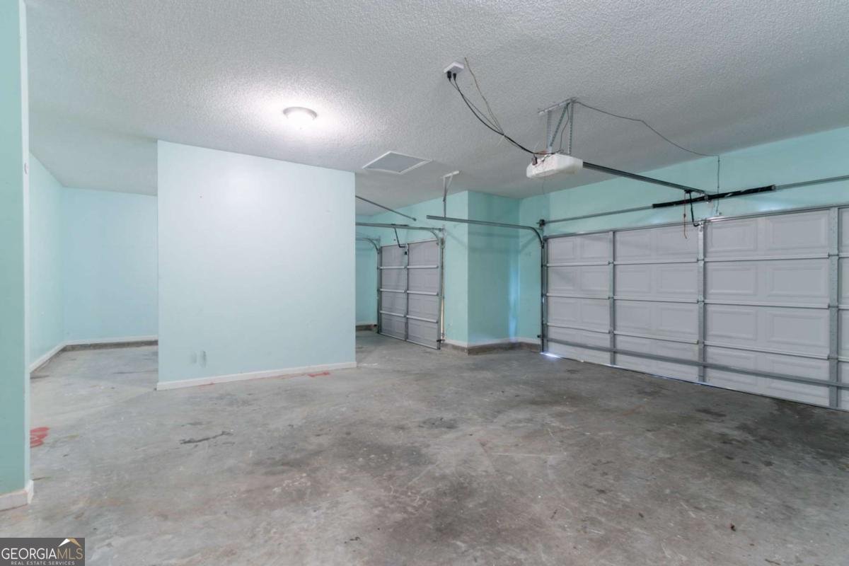 6757 Delaware Bend Fairburn - 37