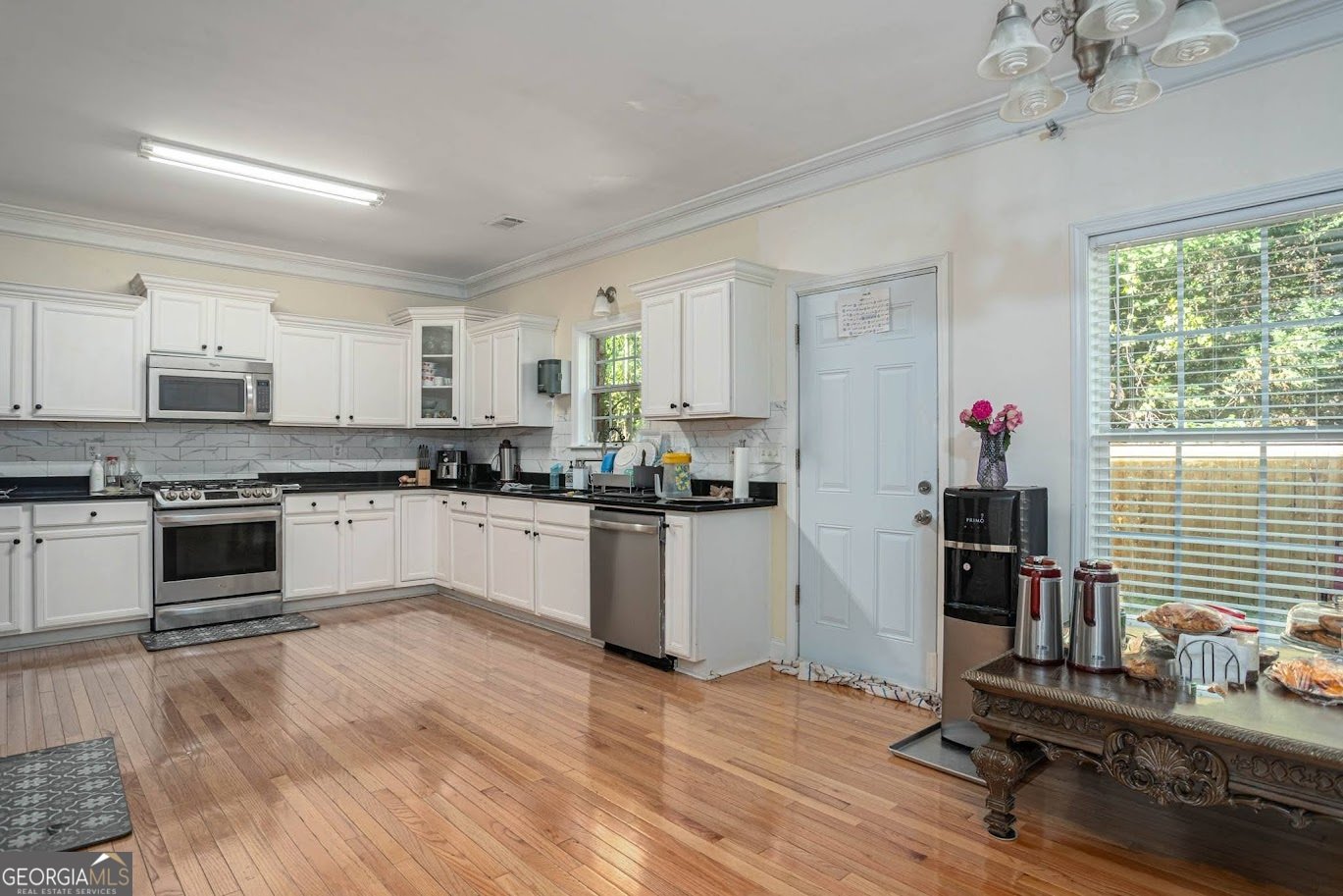 635 Scenic Creek Drive Lawrenceville - 19