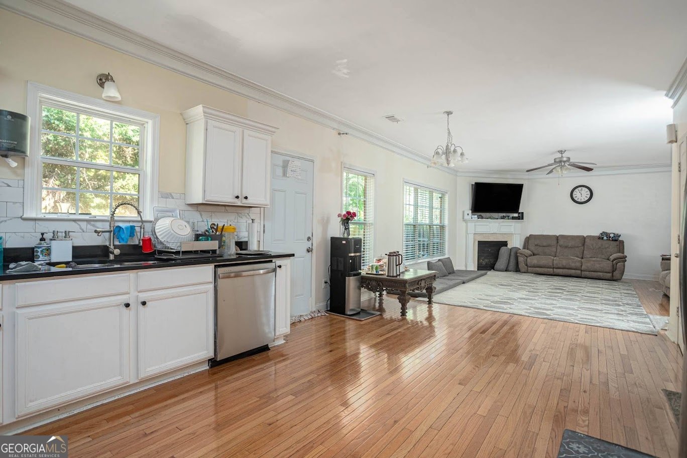 635 Scenic Creek Drive Lawrenceville - 24