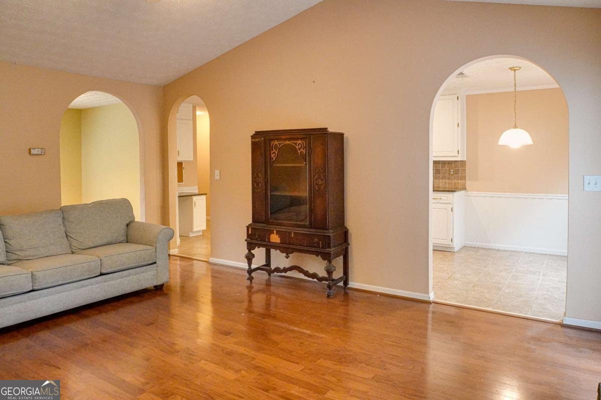 4355 Brookridge Drive Loganville - 2