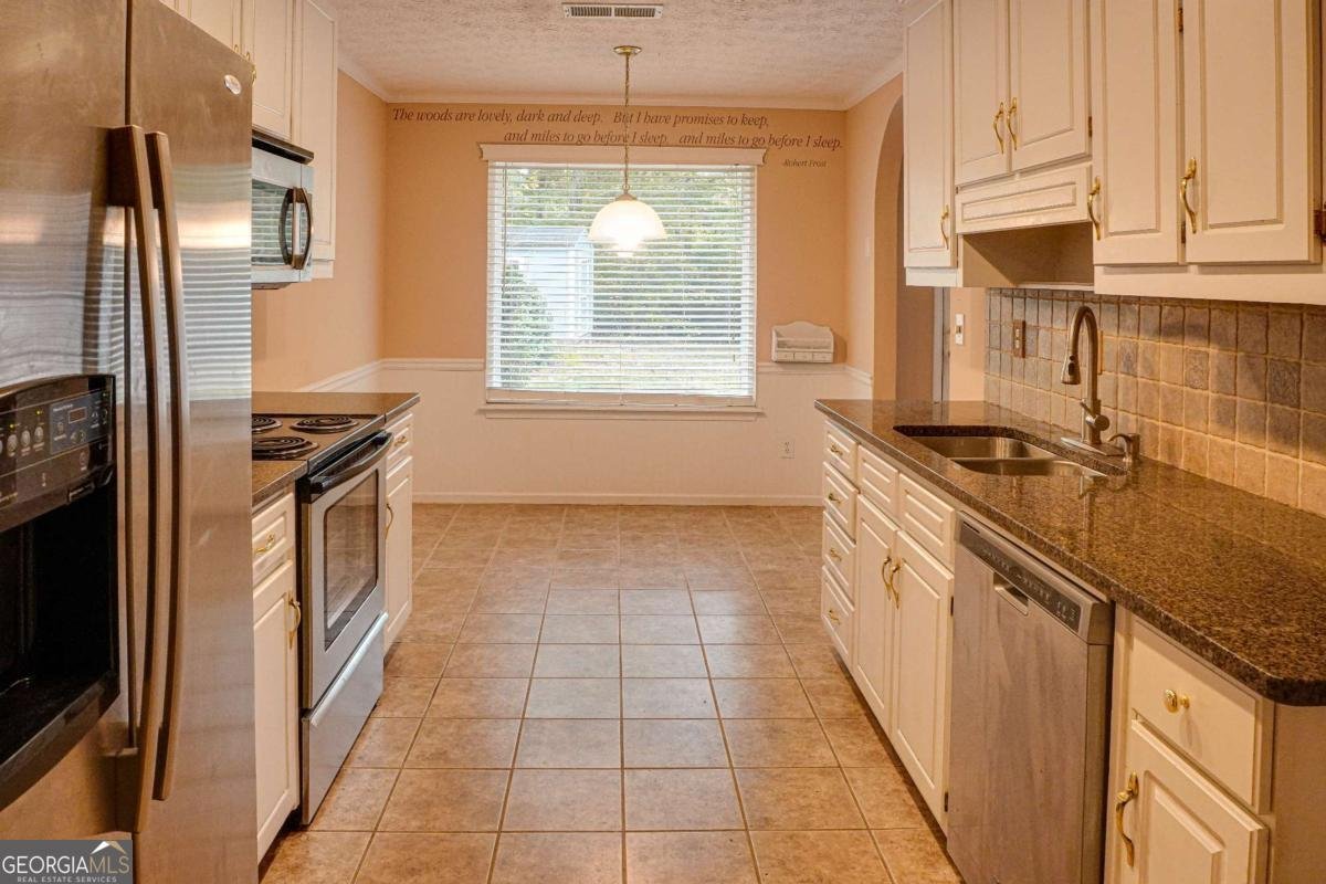 4355 Brookridge Drive Loganville - 8