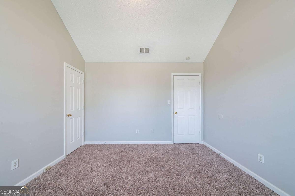 3283 Sugar Creek Falls Avenue Atlanta - 18