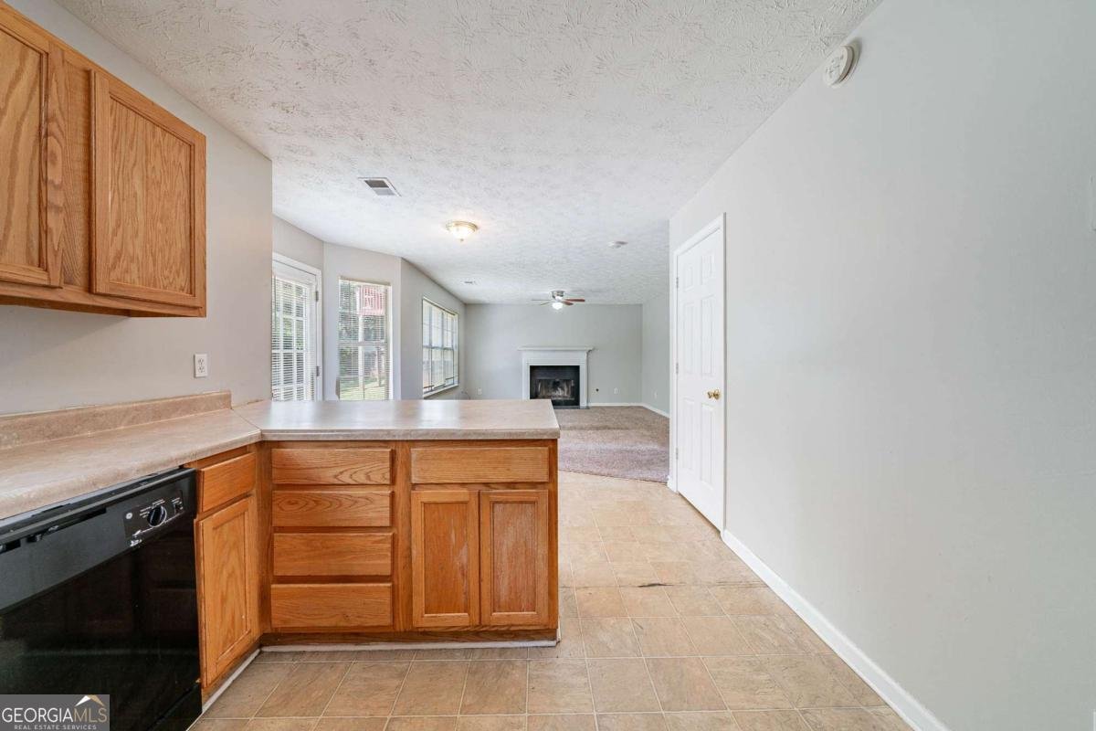 3283 Sugar Creek Falls Avenue Atlanta - 3