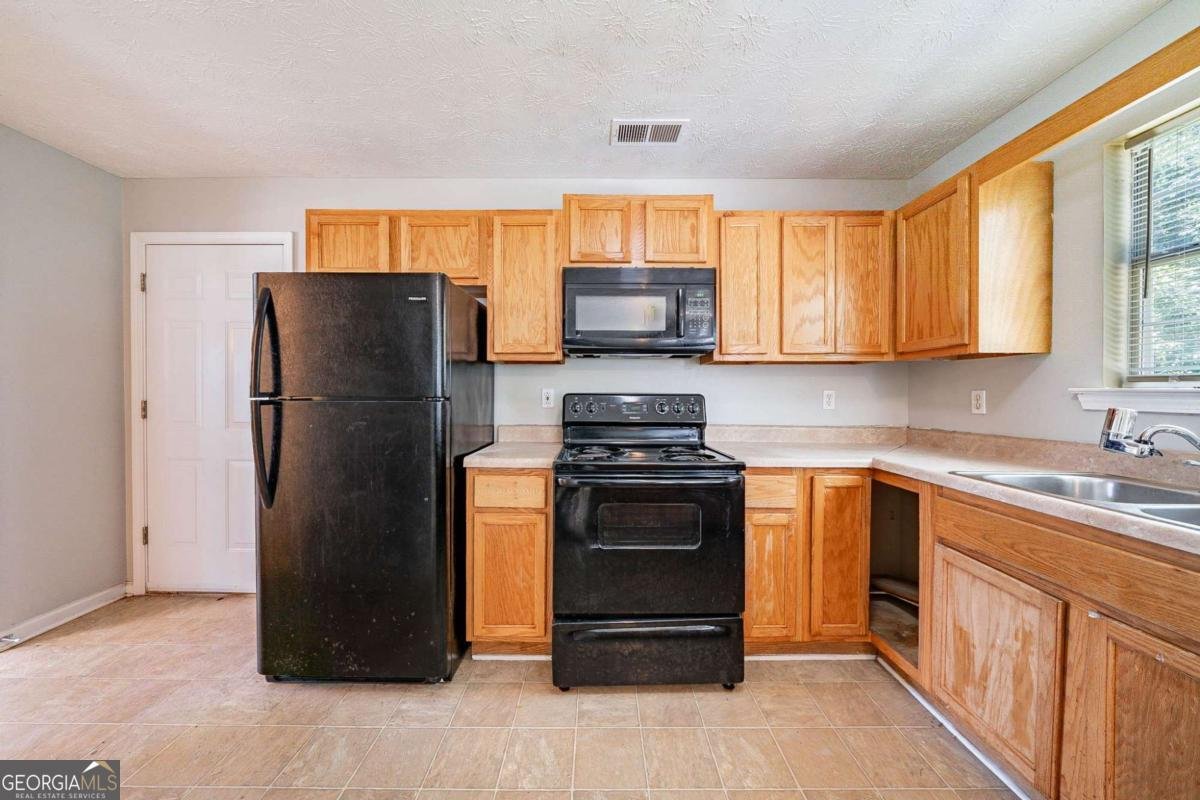 3283 Sugar Creek Falls Avenue Atlanta - 4