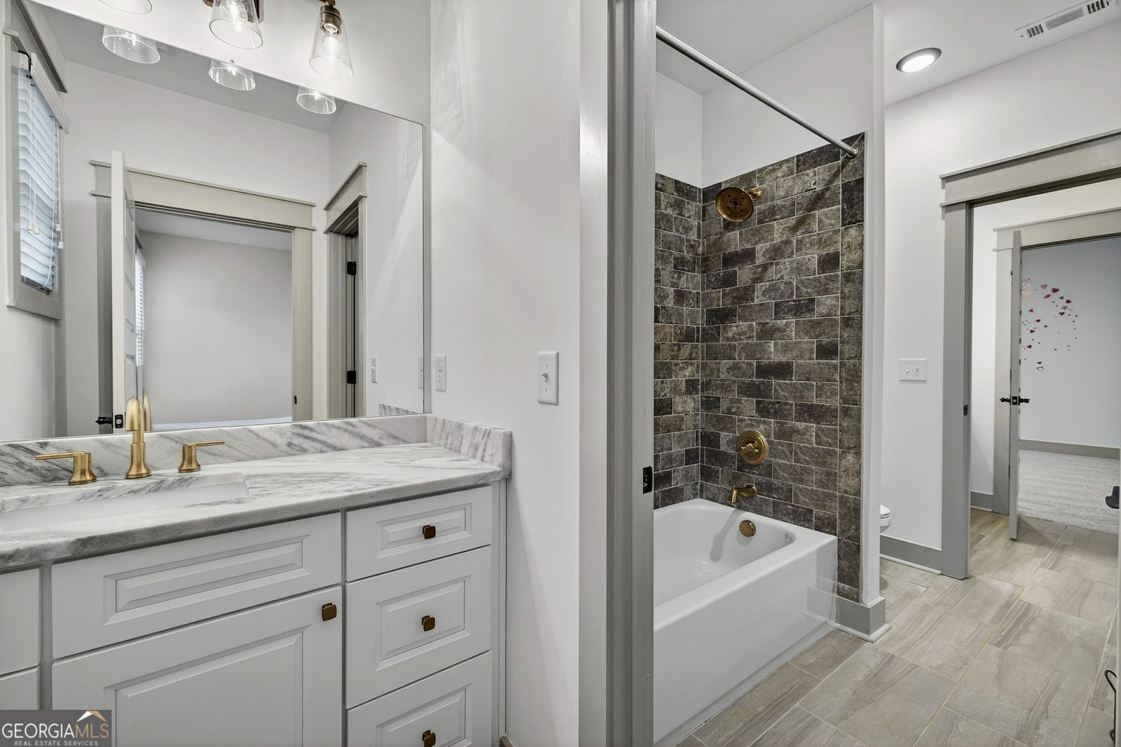 603 Crescent Drive Forsyth - 46