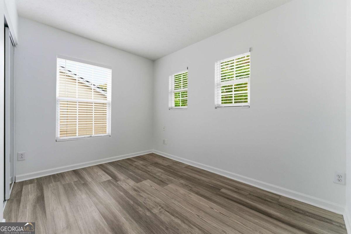 301 Silver Spring Street Dallas - 12