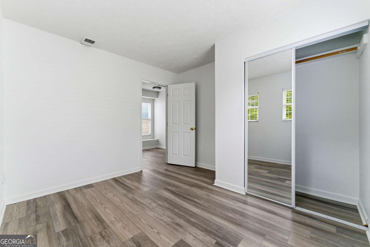 301 Silver Spring Street Dallas - 13