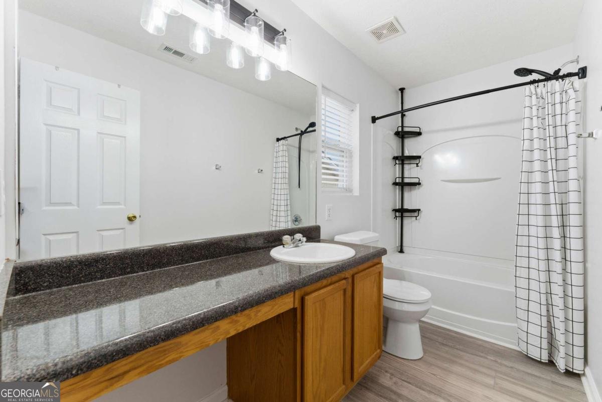 301 Silver Spring Street Dallas - 19