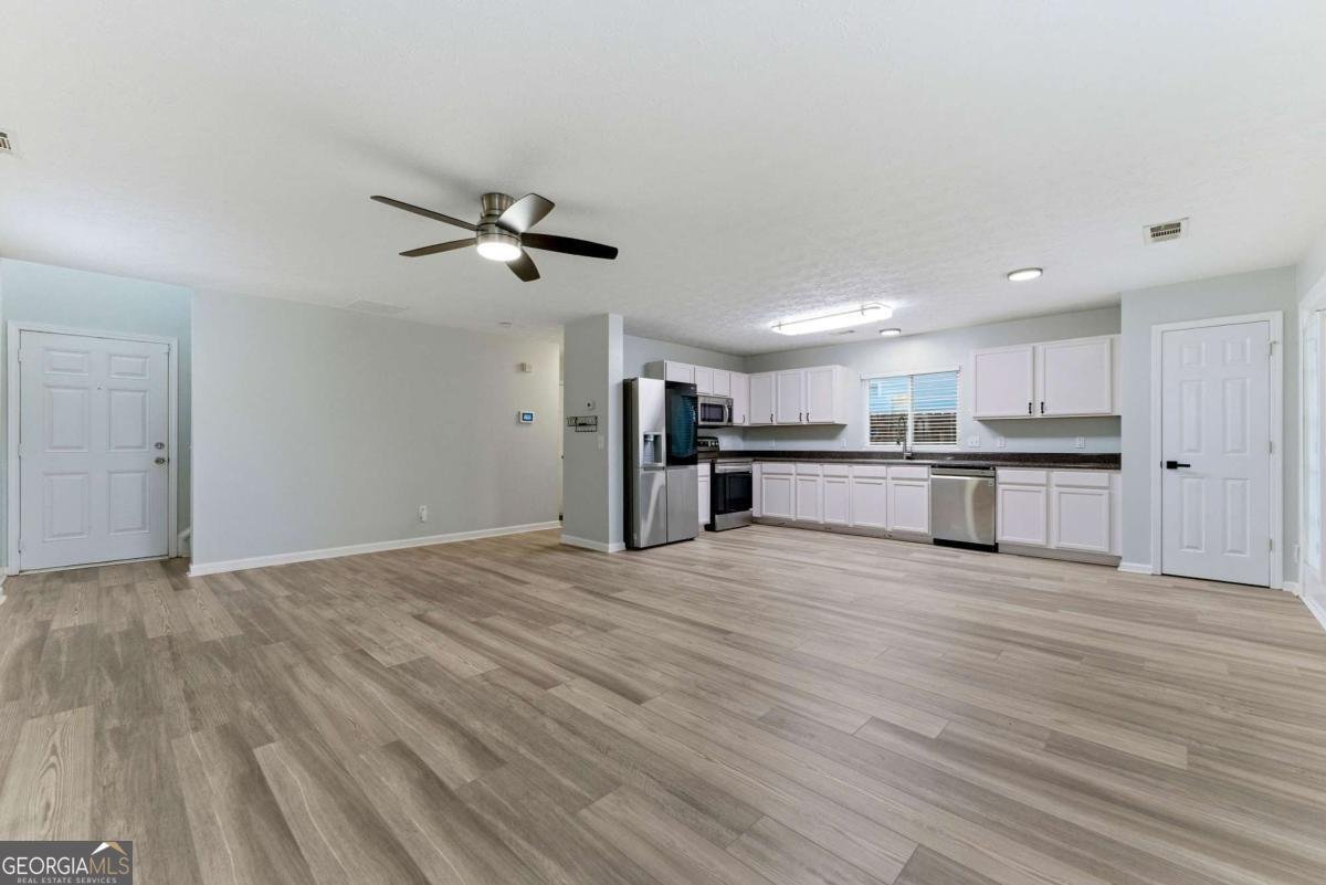 301 Silver Spring Street Dallas - 6