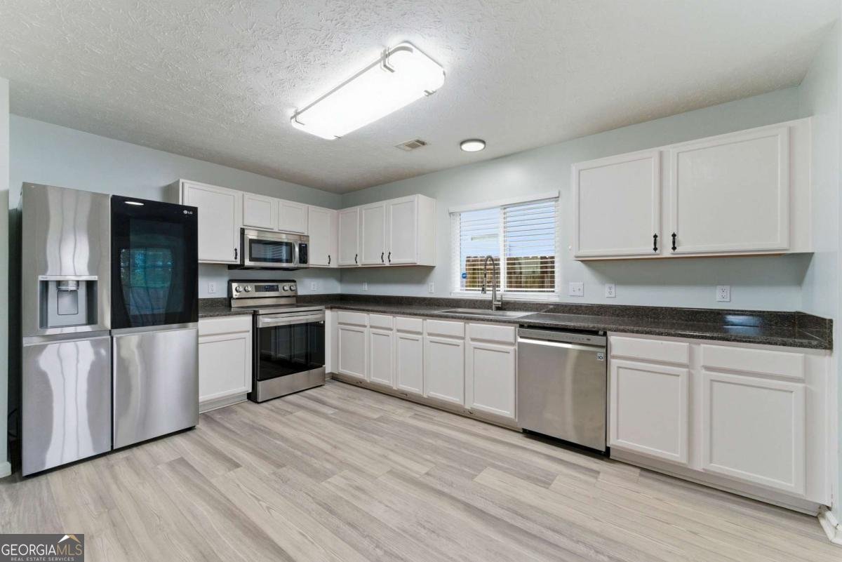 301 Silver Spring Street Dallas - 7