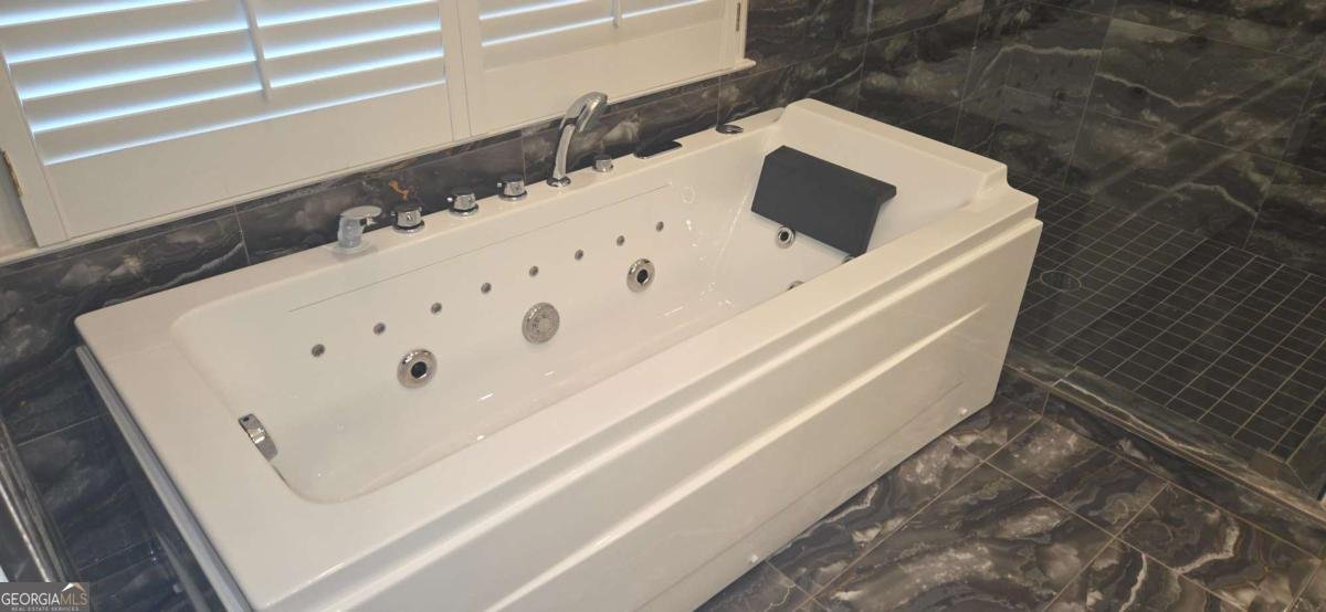 255 Carriage Station Dr. Lawrenceville - 37