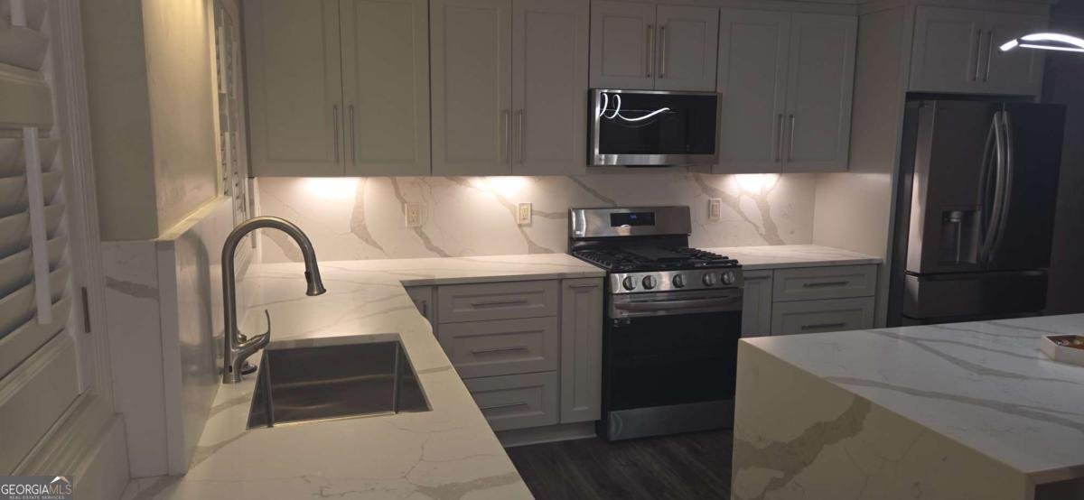 255 Carriage Station Dr. Lawrenceville - 66