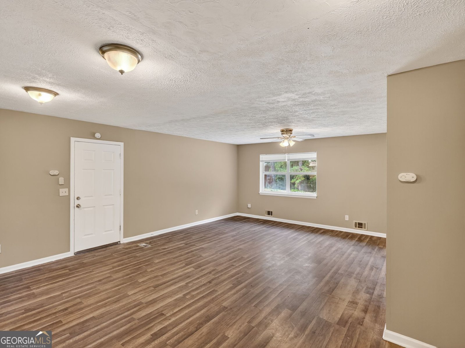 4598 Ashmore Drive Forest Park - 13