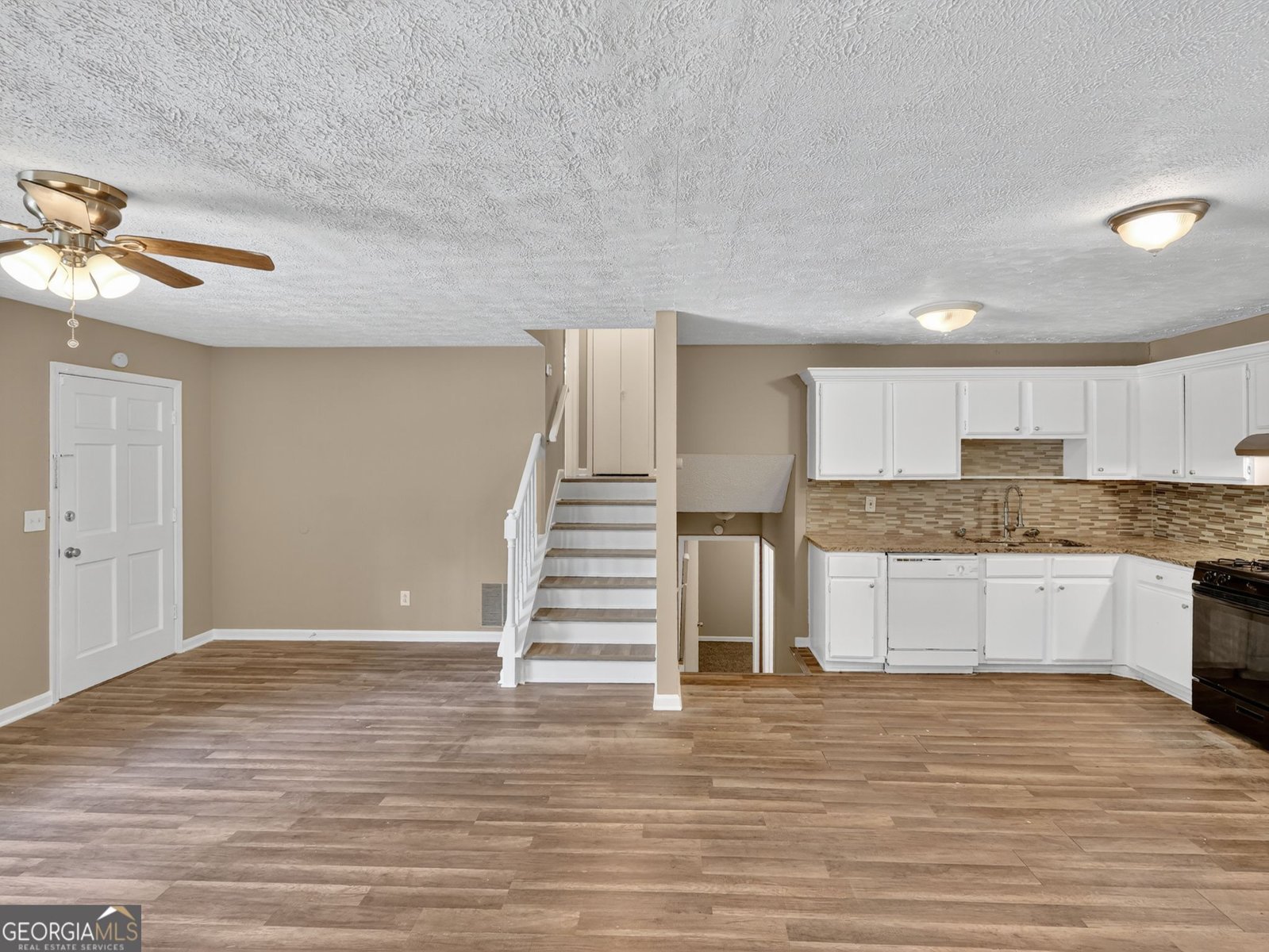 4598 Ashmore Drive Forest Park - 14