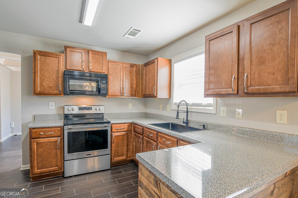 3138 Legacy Glen Path Gainesville - 13