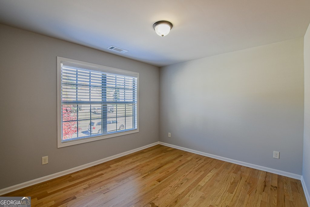 3138 Legacy Glen Path Gainesville - 32