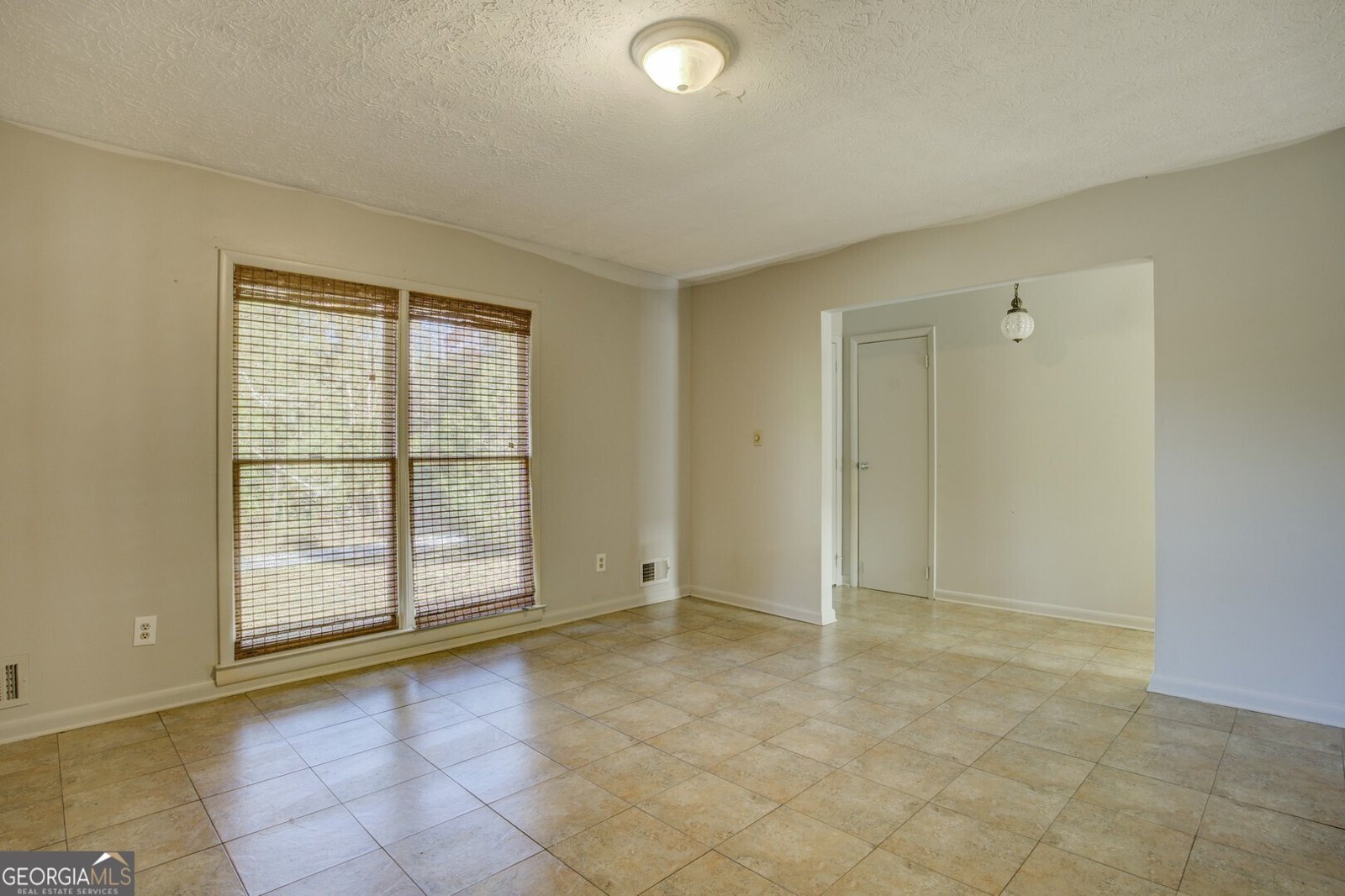 1490 Enchanted Lake Drive Conyers - 9