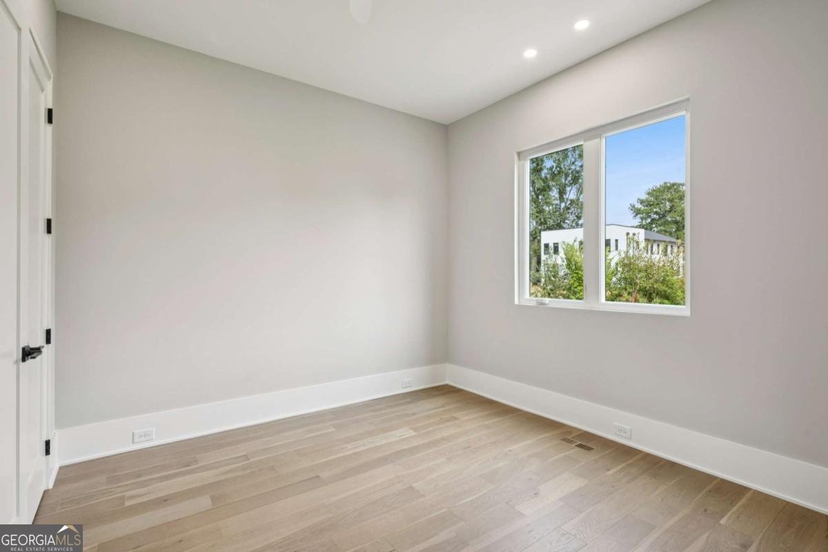 407 Linden Avenue Atlanta - 33