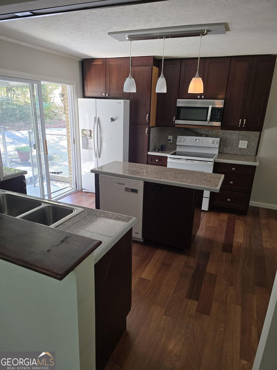 2527 Amalfi Drive Conyers - 8