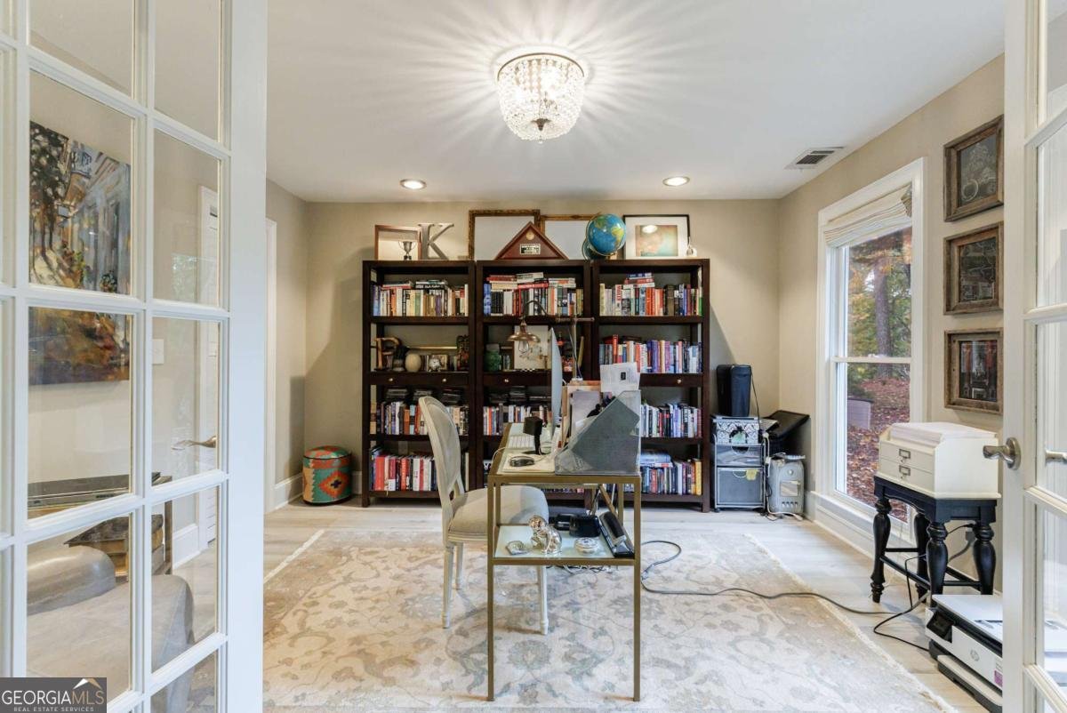 515 Forest Place Roswell - 10