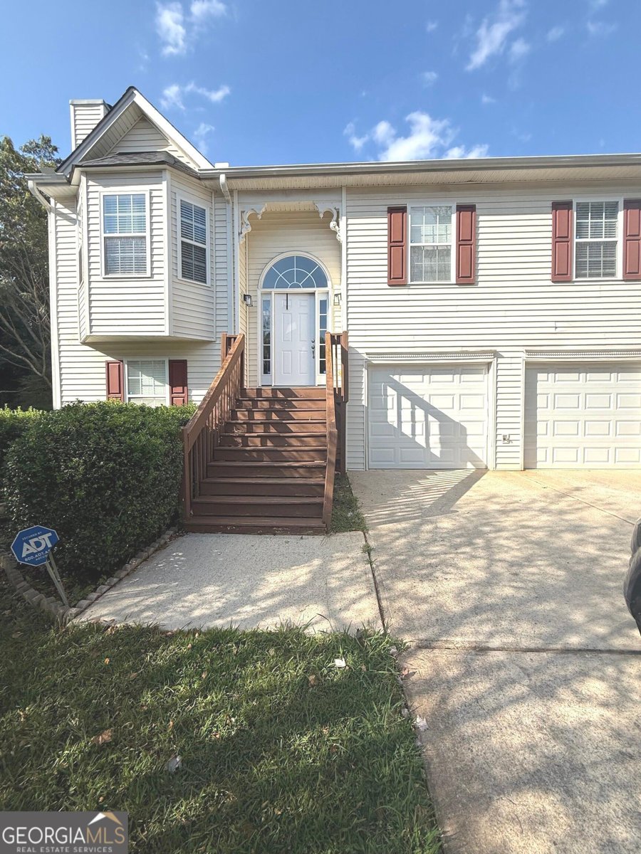 6593 Snowbird Lane Douglasville - 1