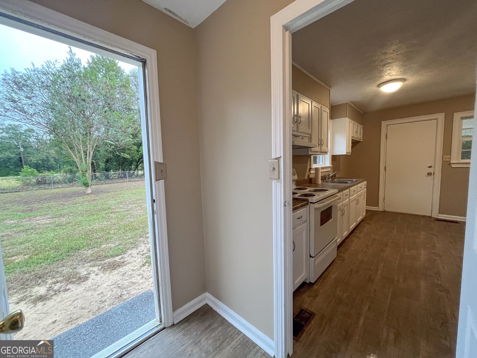 203 Pineview Street East Dublin - 15