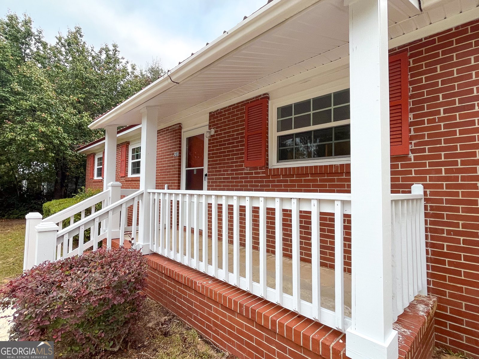 203 Pineview Street East Dublin - 20