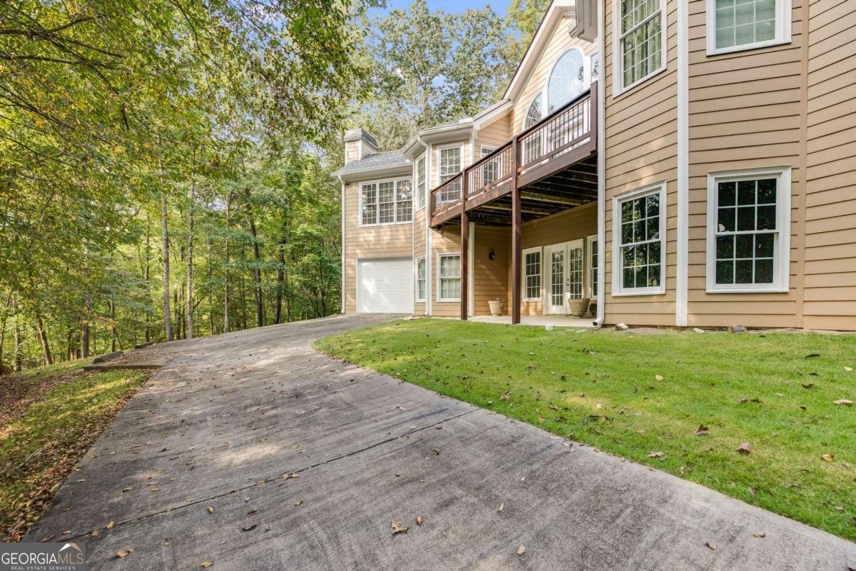 5660 Knotty Ridge Drive Douglasville - 33