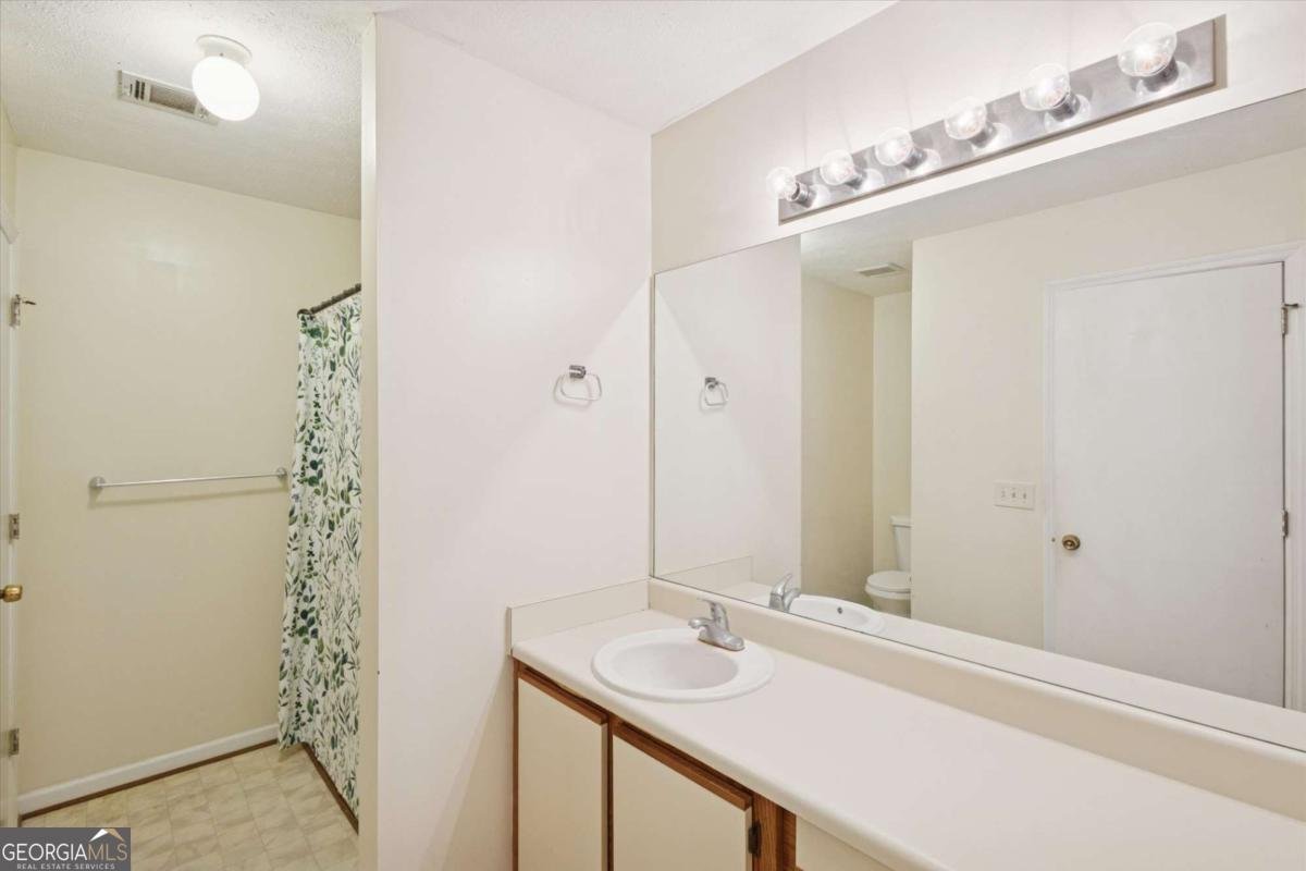 151 Bordeaux Lane Savannah - 10