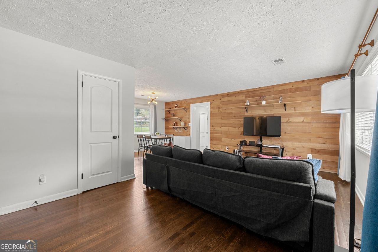 2268 SHAMROCK Drive Decatur - 20