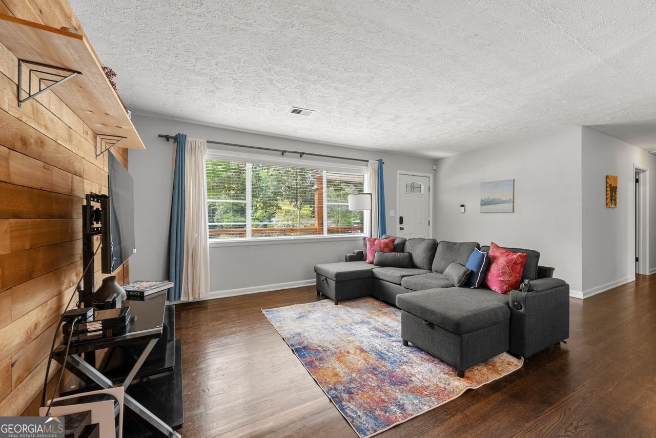 2268 SHAMROCK Drive Decatur - 21