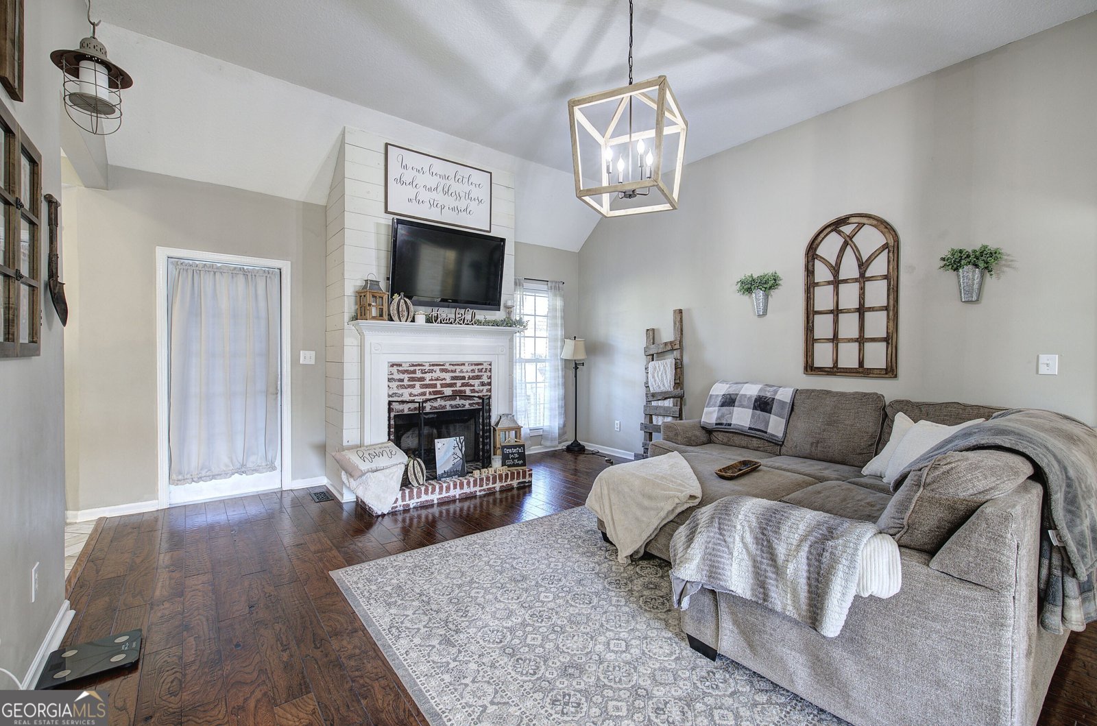 190 Woodford Way Calhoun - 1