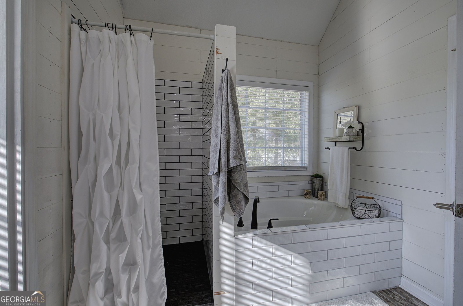 190 Woodford Way Calhoun - 24