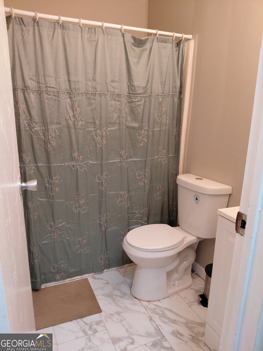 2689 Village Green Lane Macon - 8