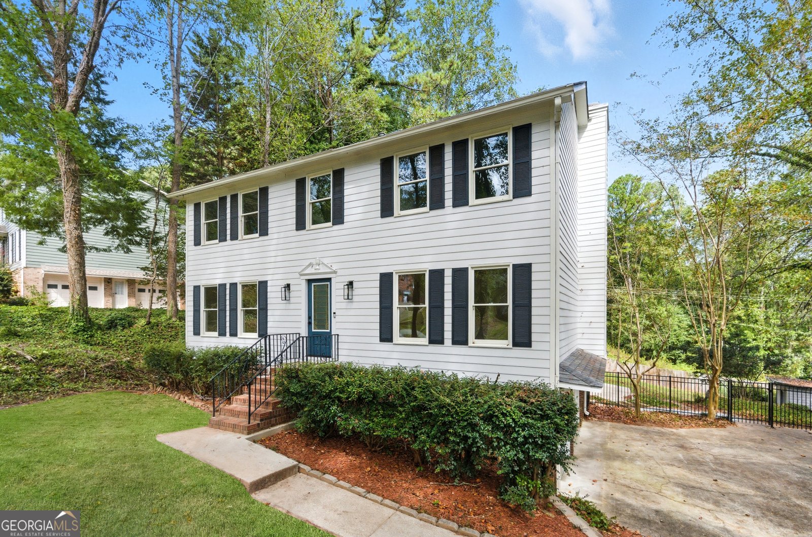 51 SE Queen Anne Drive Mableton - 1