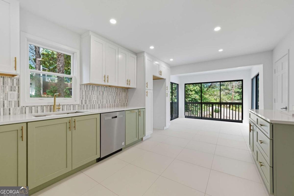 51 SE Queen Anne Drive Mableton - 8