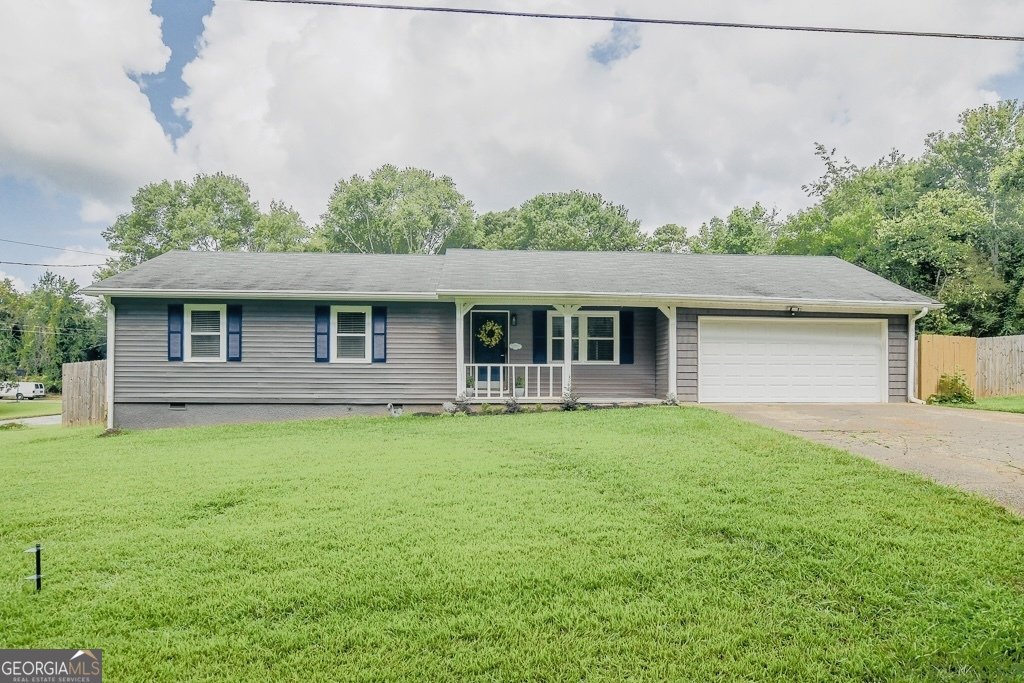 2795 Frank Lane Douglasville - 1