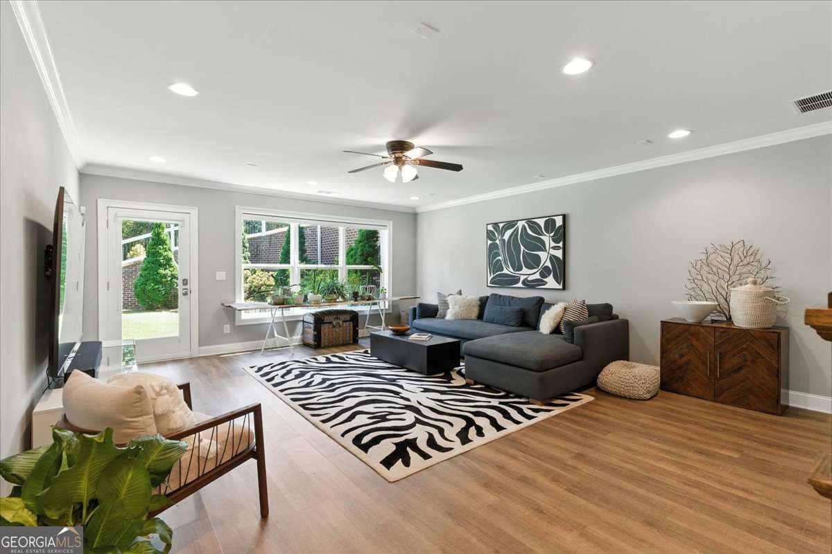 6411 WINTER HARBOR Drive Flowery Branch - 43