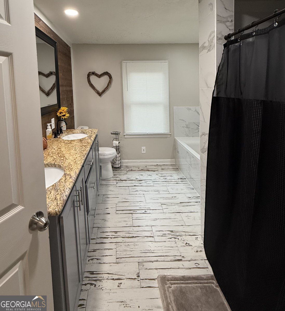 554 Spring Street Commerce - 5