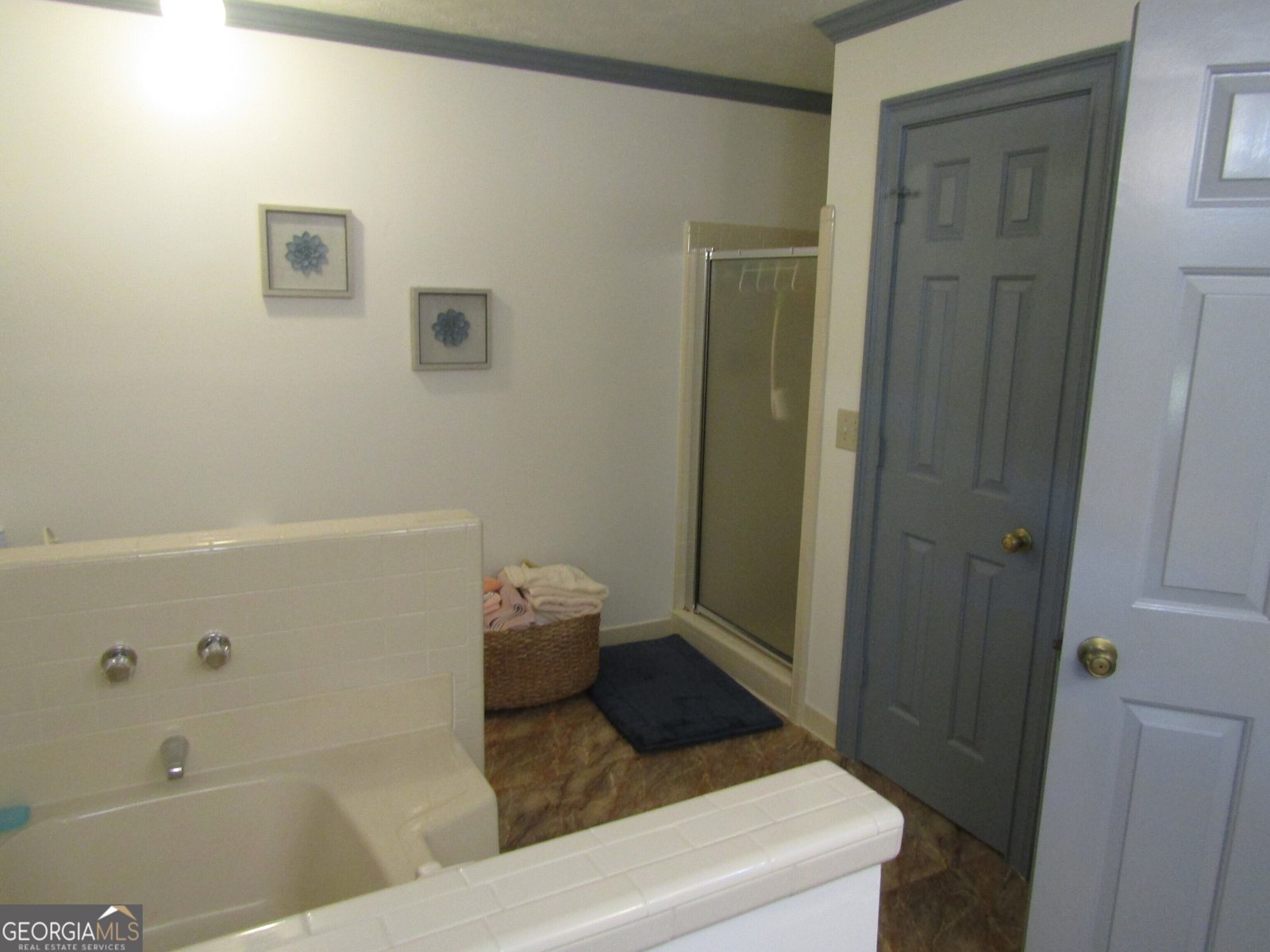 5817 Lost Grove Drive Lilburn - 28