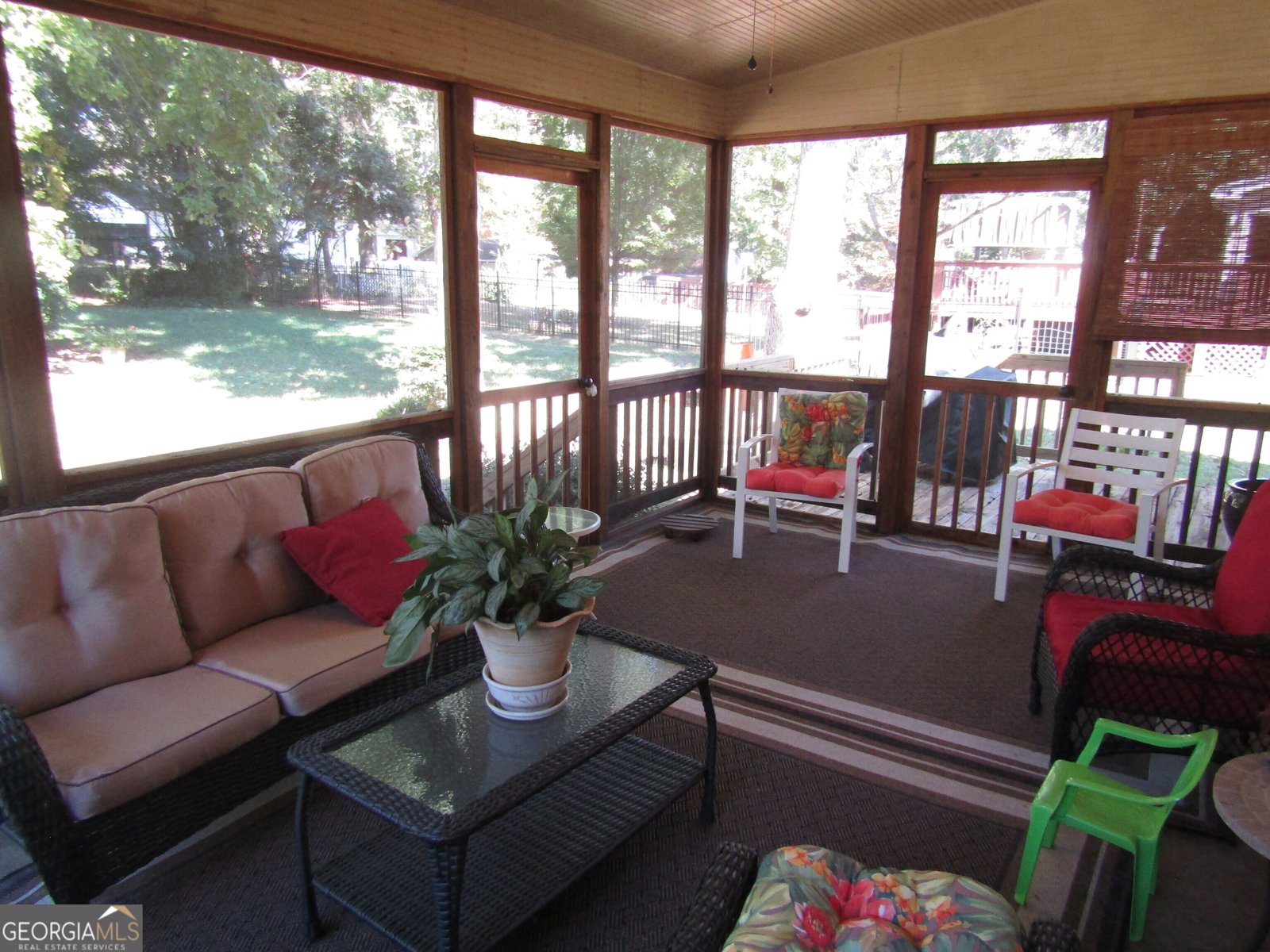 5817 Lost Grove Drive Lilburn - 47