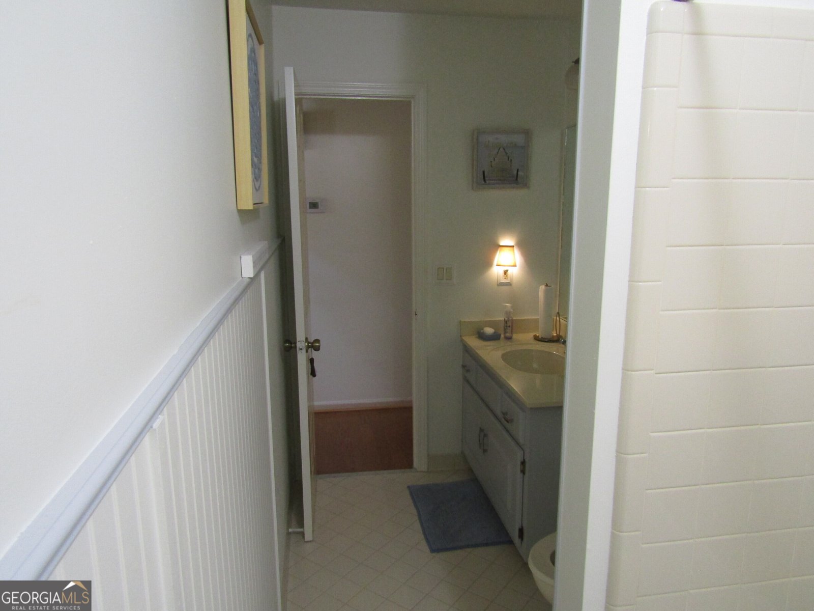 5817 Lost Grove Drive Lilburn - 5