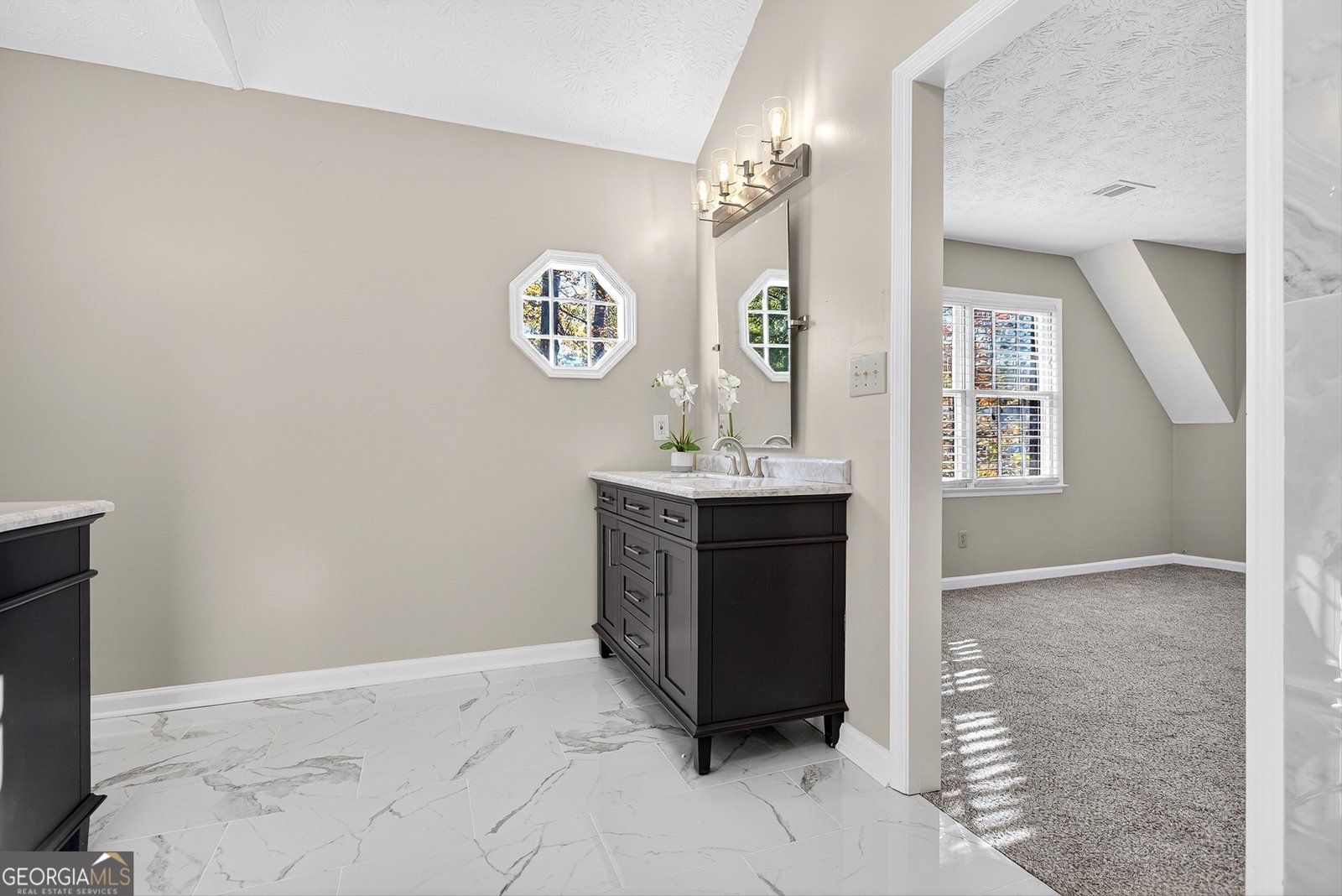 113 Marks Style Peachtree City - 26