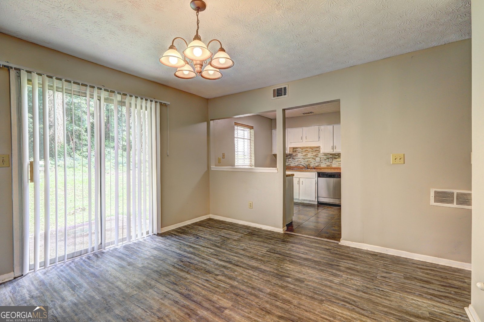 5026 Brittany Drive Stone Mountain - 8