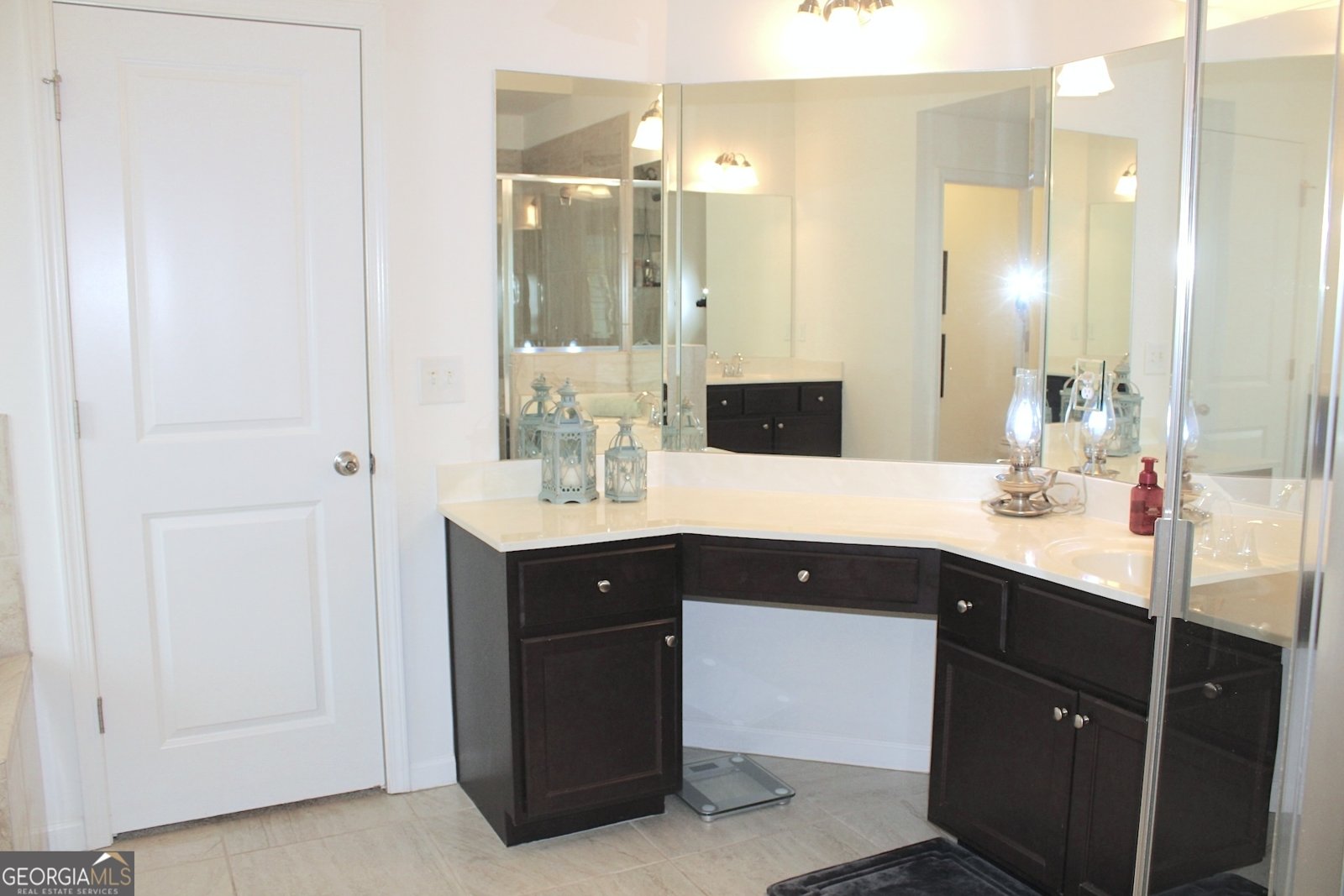 6570 CANYON Cove Cumming - 29