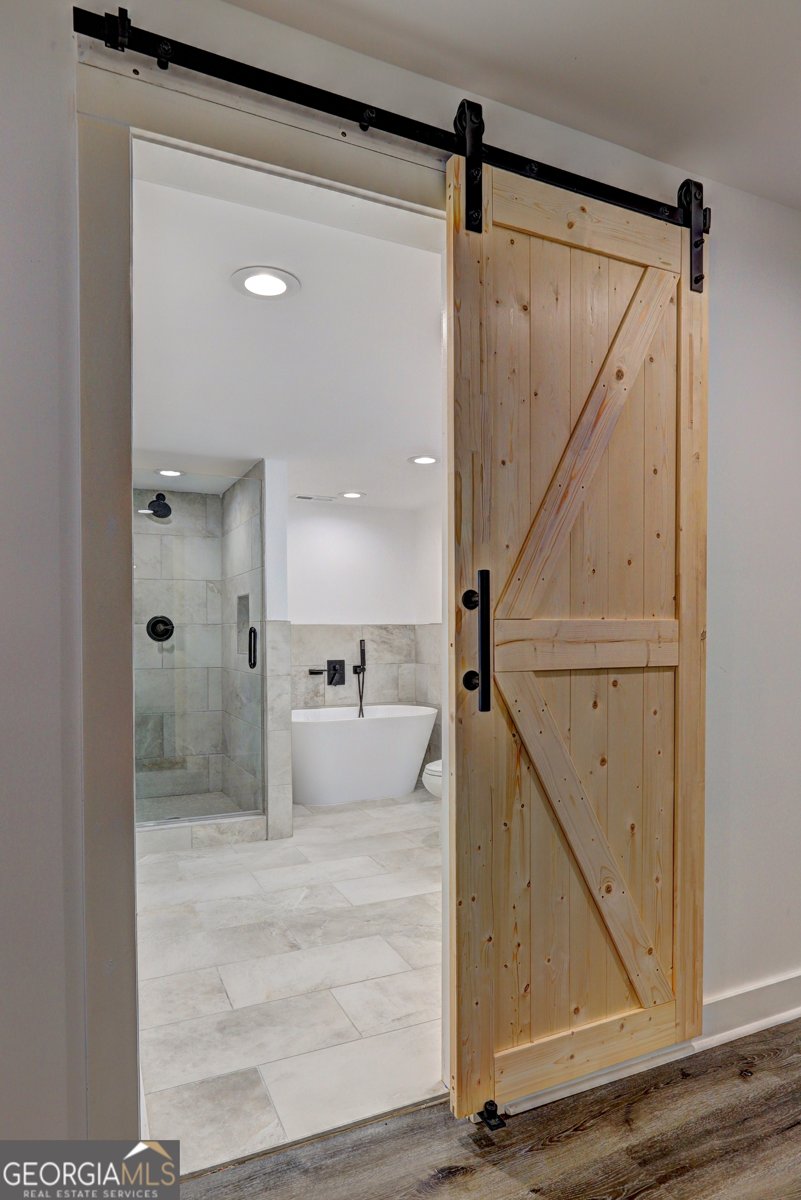 1842 Calloway Drive Atlanta - 35