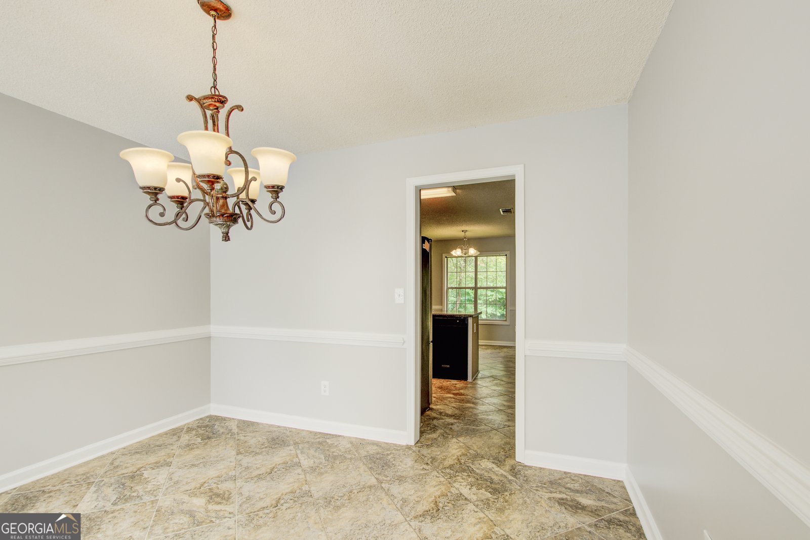 837 Ravins Way Stockbridge - 10