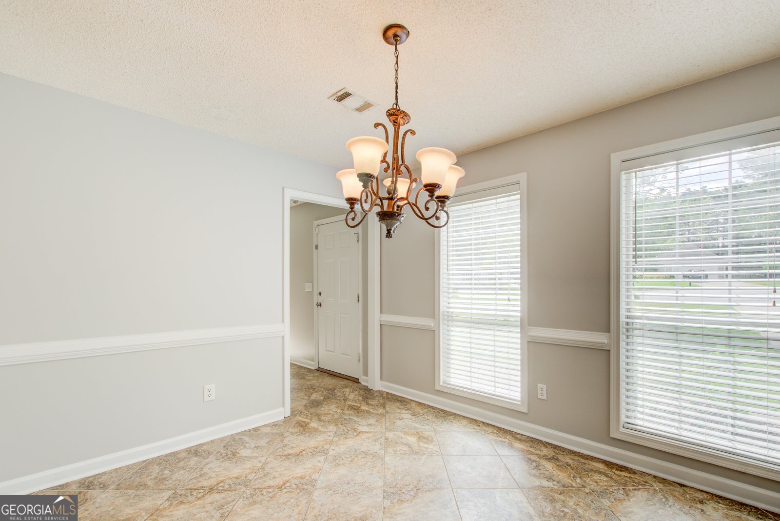 837 Ravins Way Stockbridge - 9