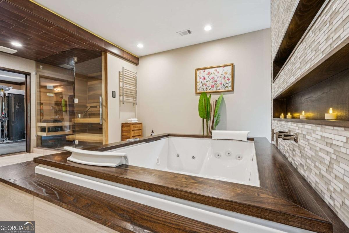 16140 Grand Litchfield Drive Roswell - 15